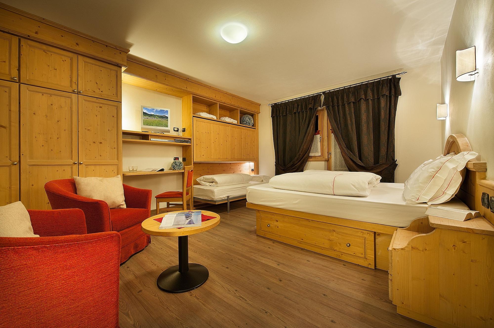 Hotel Meeting Ливиньо Экстерьер фото