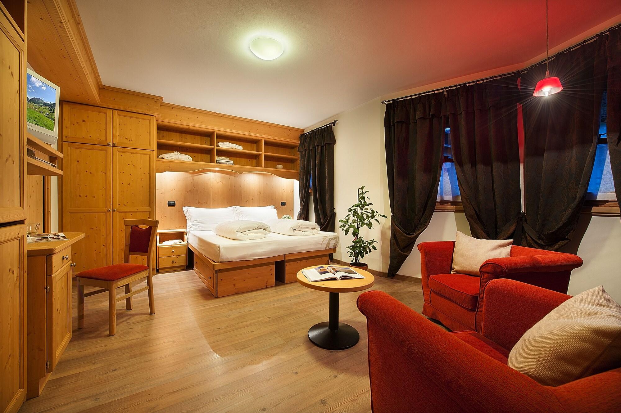 Hotel Meeting Ливиньо Экстерьер фото