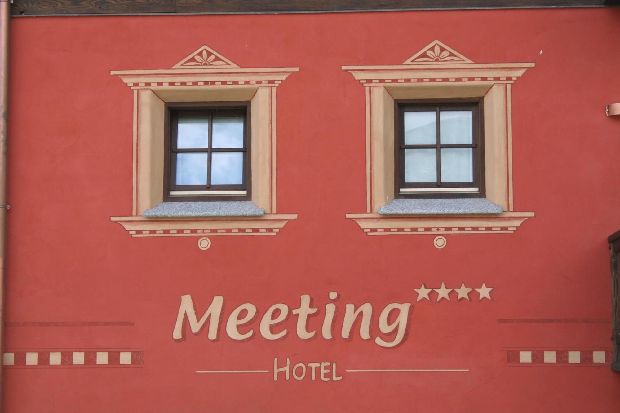 Hotel Meeting Ливиньо Экстерьер фото