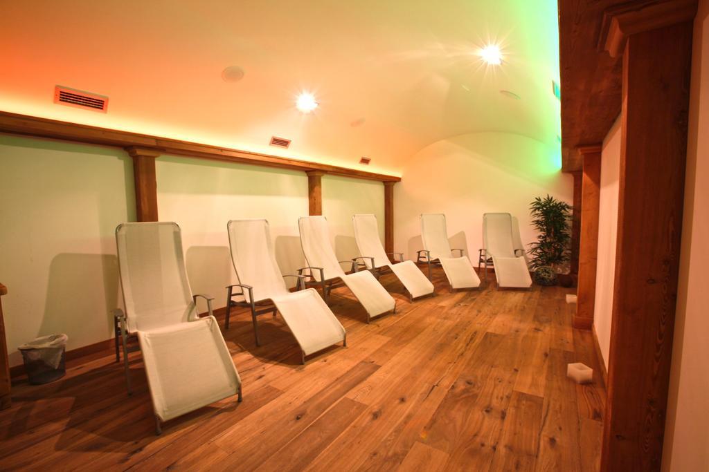 Hotel Meeting Ливиньо Экстерьер фото